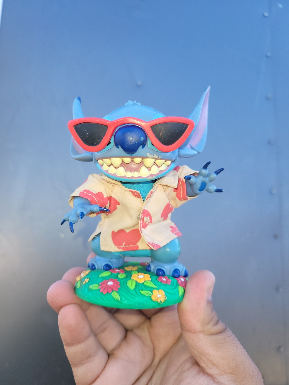 Disney Stitch Bobblehead Wearing Sunglasses Hawaiian Shirt Flower 2001 Hasbro